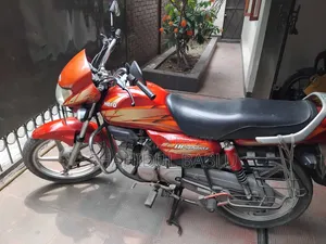 Hero HF Deluxe 2017 Red