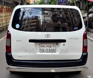 টয়োটা প্রবক্স ১.৫ লিটার সিএনজি টু-হুইল ড্রাইভ ২০০৩ সাদা