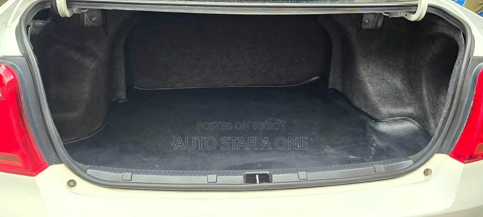 Toyota Axio 1.5 G 2WD 2017 White