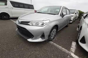 Toyota Axio २०२१ Silver