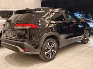 Toyota Corolla Cross 1.8 Hybrid AWD 2021 Black