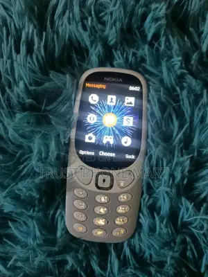 নোকিয়া ৩৩১০ সাদা