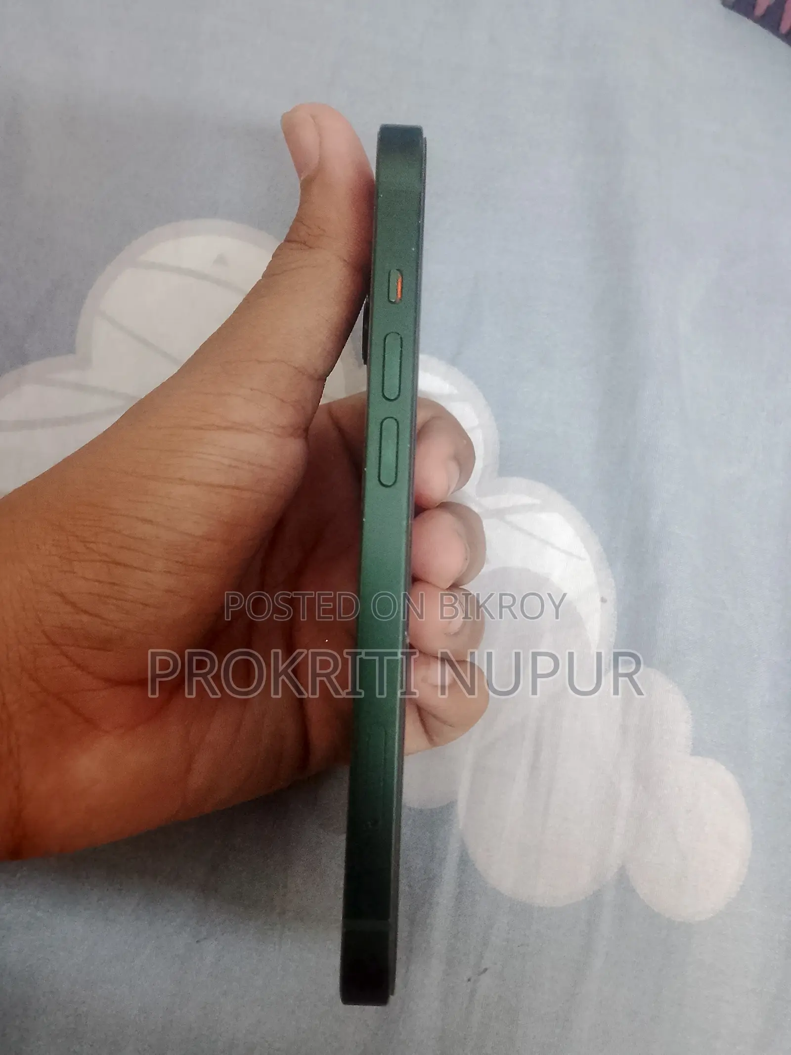 Apple iPhone 13 128 GB Green