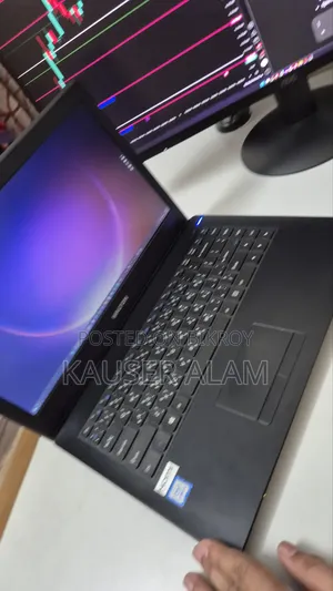 Laptop 12GB Intel Core I5 SSD 1T
