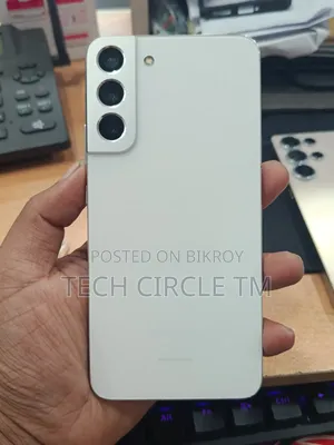 স্যামসাং গ্যালাক্সি এস২২+ ৫জি ১২৮ জিবি হোয়াইট