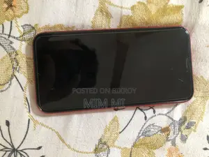 অ্যাপল আইফোন ১১ ১২৮ জিবি রেড