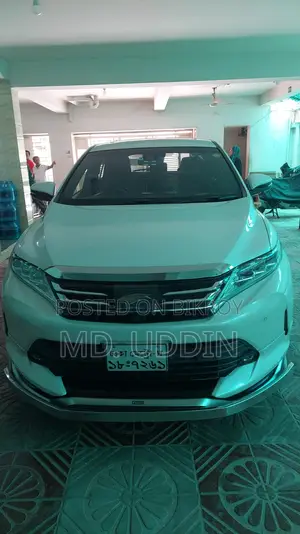 Toyota Harrier 2.0 Turbo GR Sport 2017 Pearl