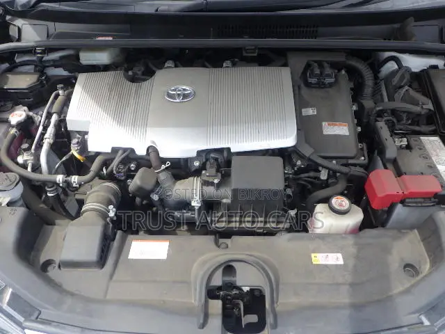 Toyota Prius 2021 Pearl