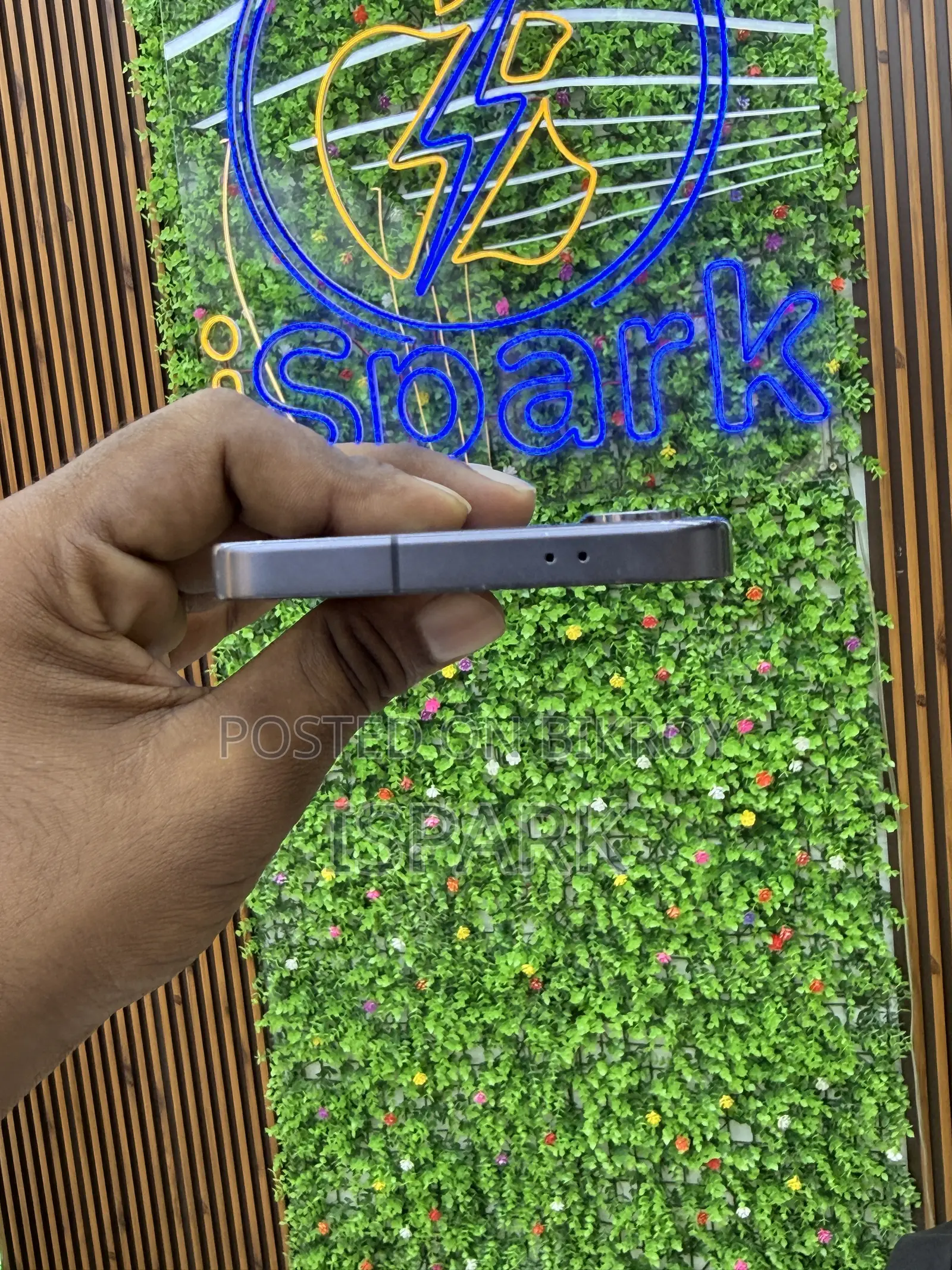 স্যামসাং গ্যালাক্সি এস২৪ ১২৮ জিবি নীল