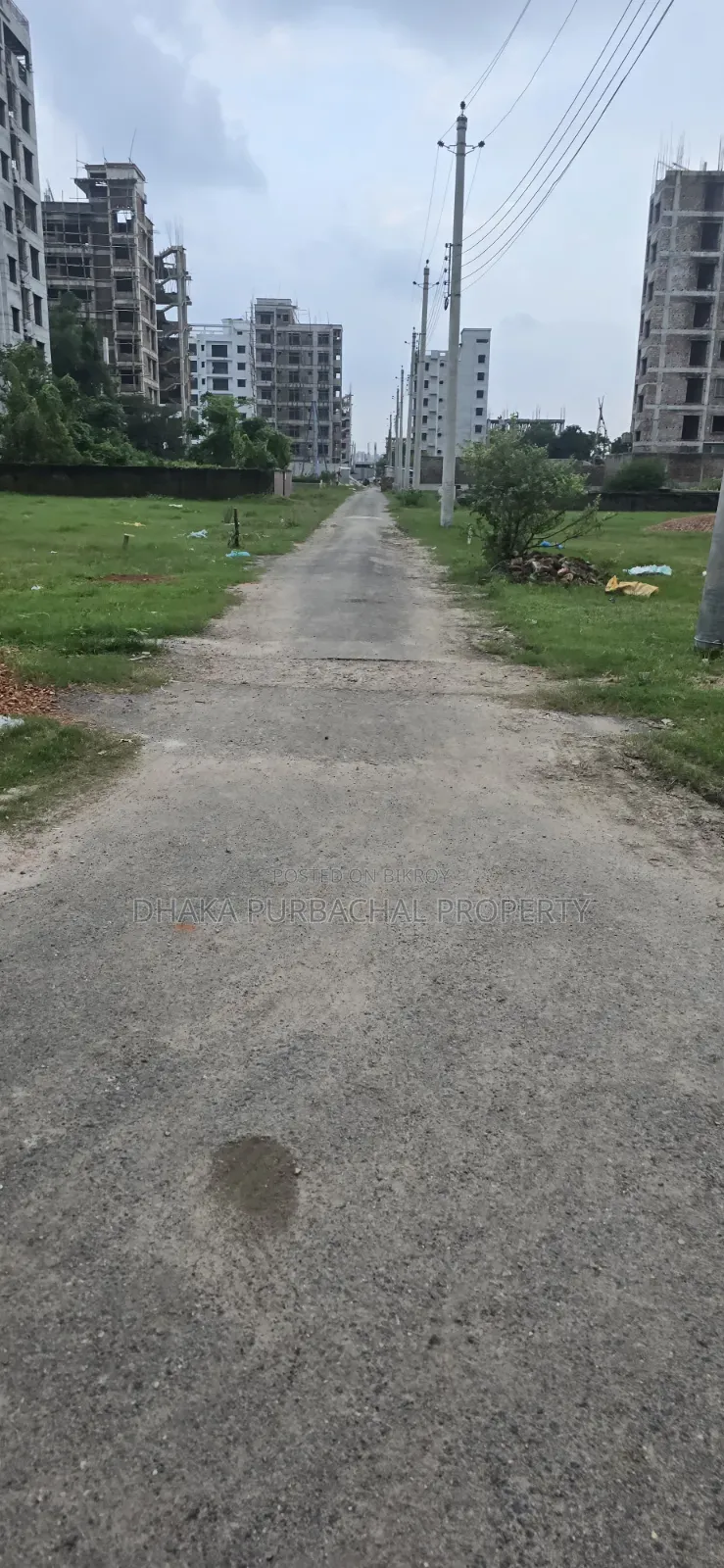 5 Katha South-Facing Plot for Sale on Rajuk Purbachal 75-foot Road