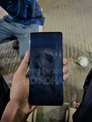 টেকনো ক্যামন ৪০ ২৫৬ জিবি হোয়াইট