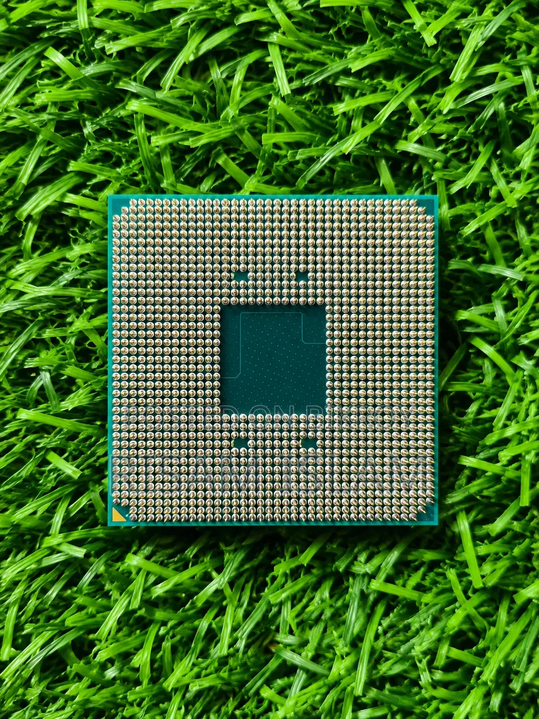 AMD Ryzen 3 3200G Processor (100% Working)
