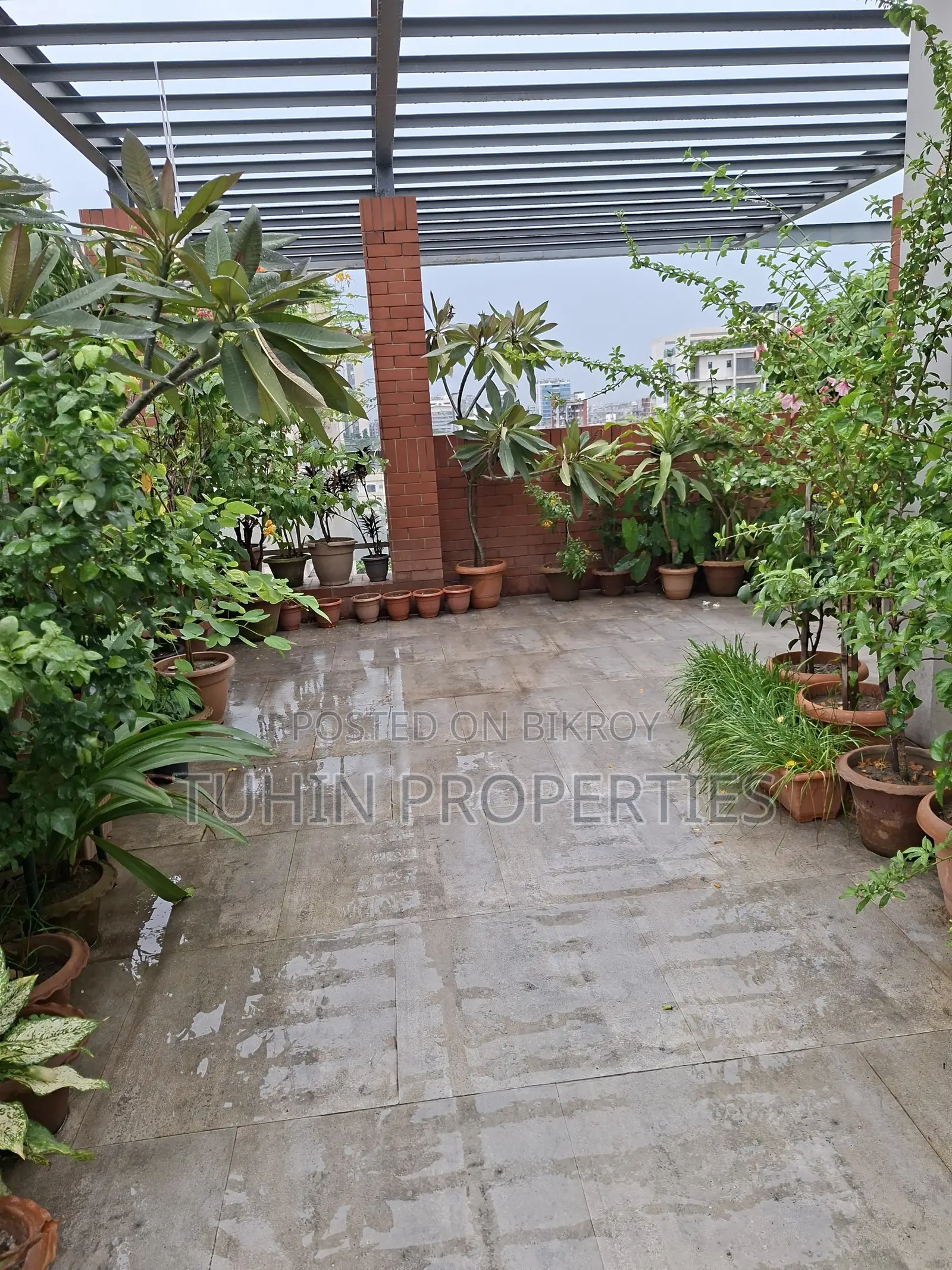 বনানীতে ৪ বেডরুমের অ্যাপার্টমেন্ট বিক্রয়ের জন্য