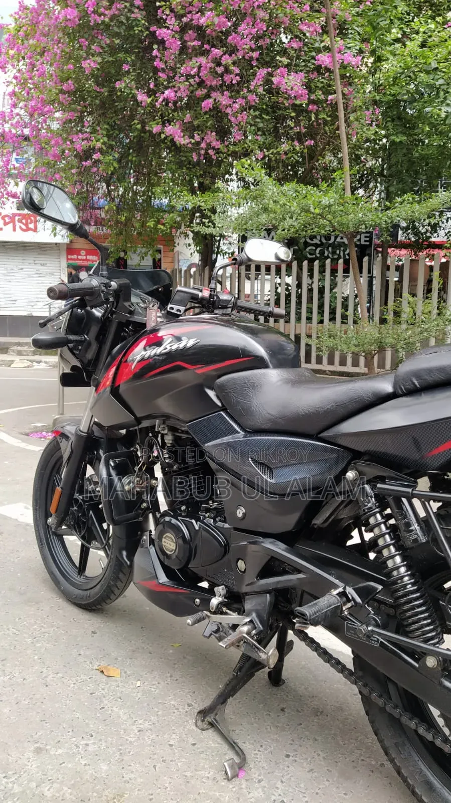 বাজাজ পালসার ১৫০ ২০২১ ব্ল্যাক