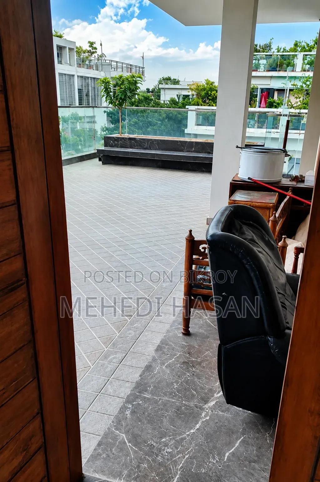 গুলশানে ভাড়ার জন্য ফার্নিশড ১০ বেডরুমের ডুপ্লেক্স