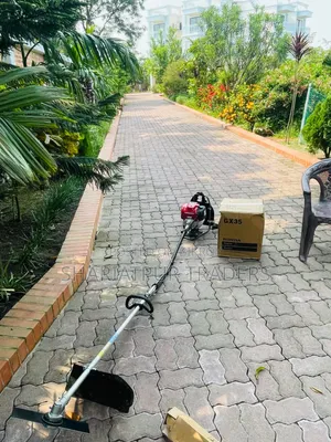 ব্যাক প্যাক ব্রাশ কাটার মেশিন
