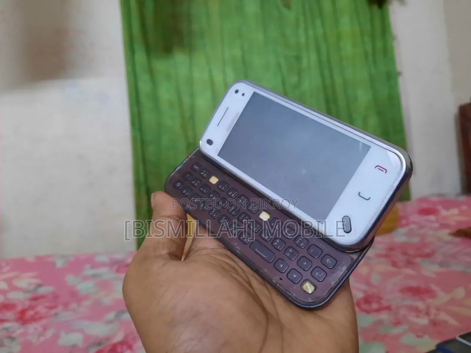 নোকিয়া এন৯৭ মিনি ৮ জিবি হোয়াইট