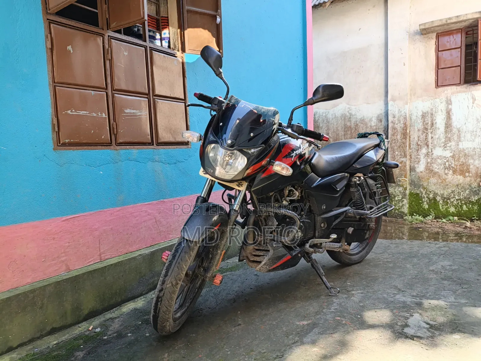 বাজাজ পালসার ১৫০ ২০২১ ব্ল্যাক