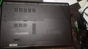 Laptop Dell Inspiron 5558 6GB Intel Core i3 HDD 512GB