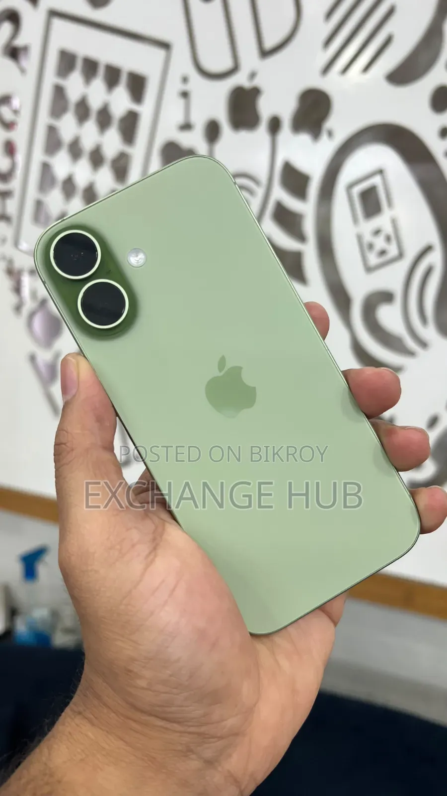 অ্যাপল আইফোন ১৭ ২৫৬ জিবি সবুজ