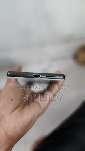 গুগল পিক্সেল ৬ ১২৮ জিবি হোয়াইট