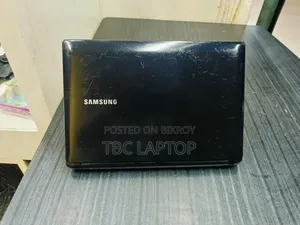 Laptop Samsung NP-N100S 4GB Intel Atom HDD 500GB