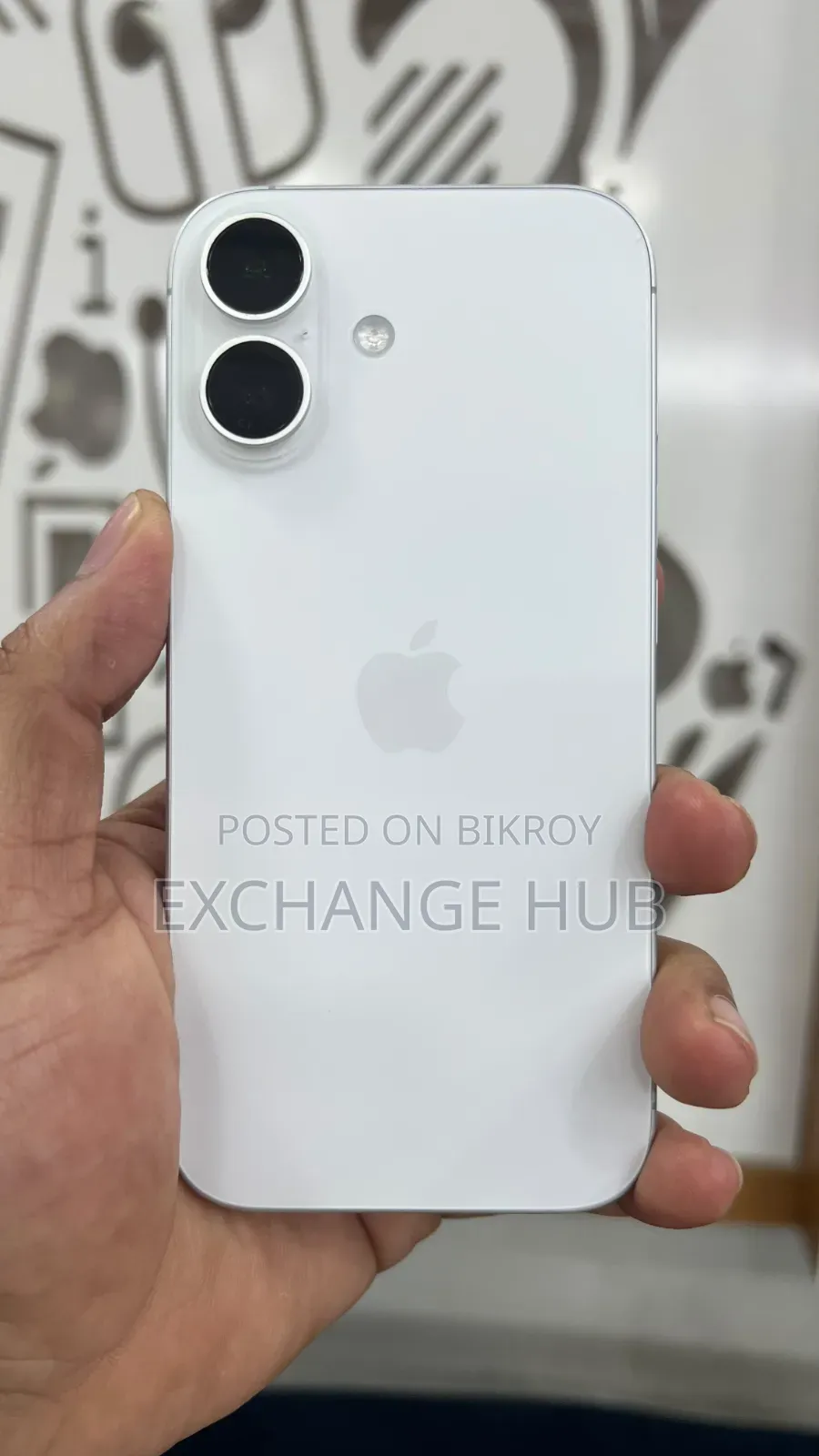 অ্যাপল আইফোন ১৭ ২৫৬ জিবি হোয়াইট