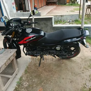 Bajaj Pulsar 150 2025 Black