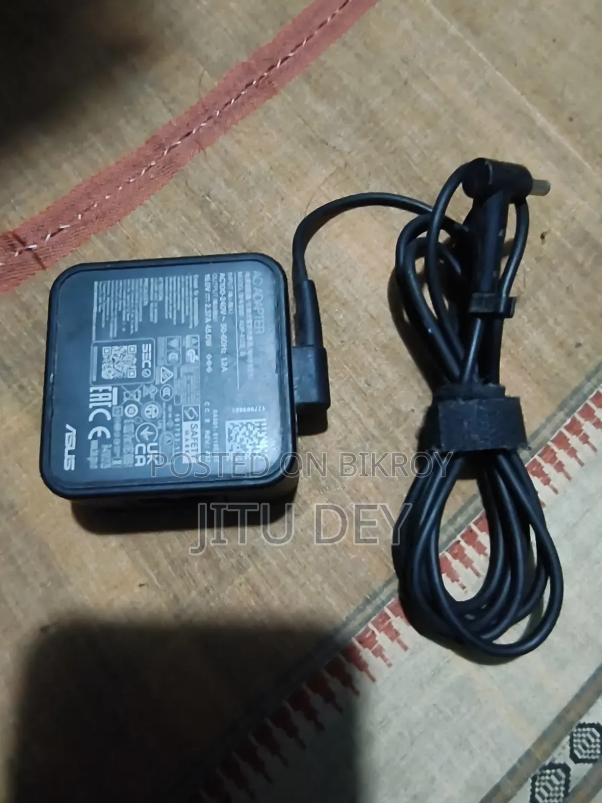 100% Original ASUS 45W Laptop Charger