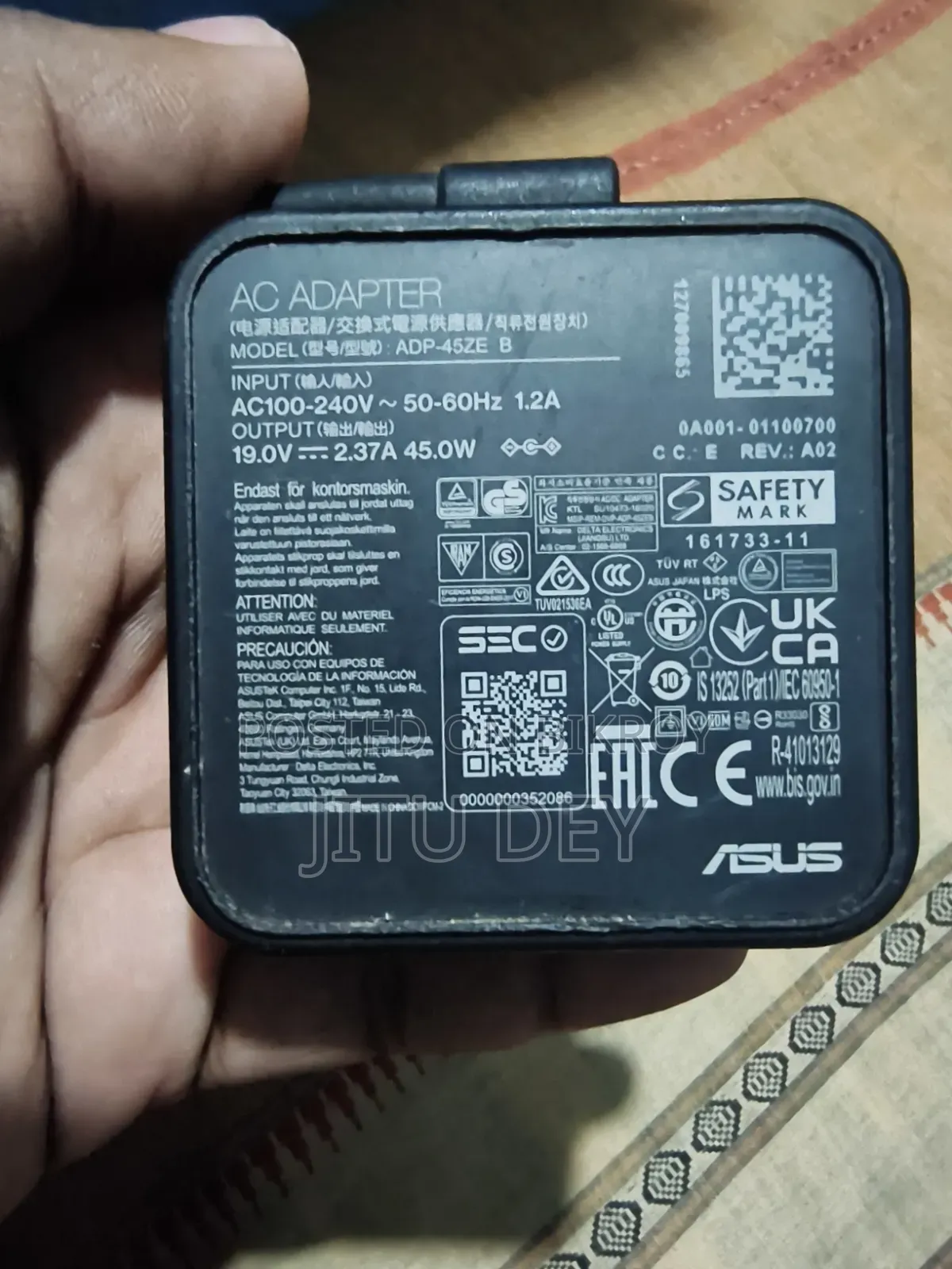 100% Original ASUS 45W Laptop Charger