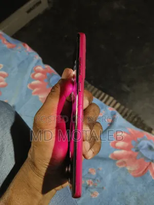 মোটোলোরা এজ ৫০ ফিউশন ১২৮ জিবি গোলাপি