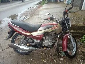 মোটরসাইকেল ২০২৬ বাদামী