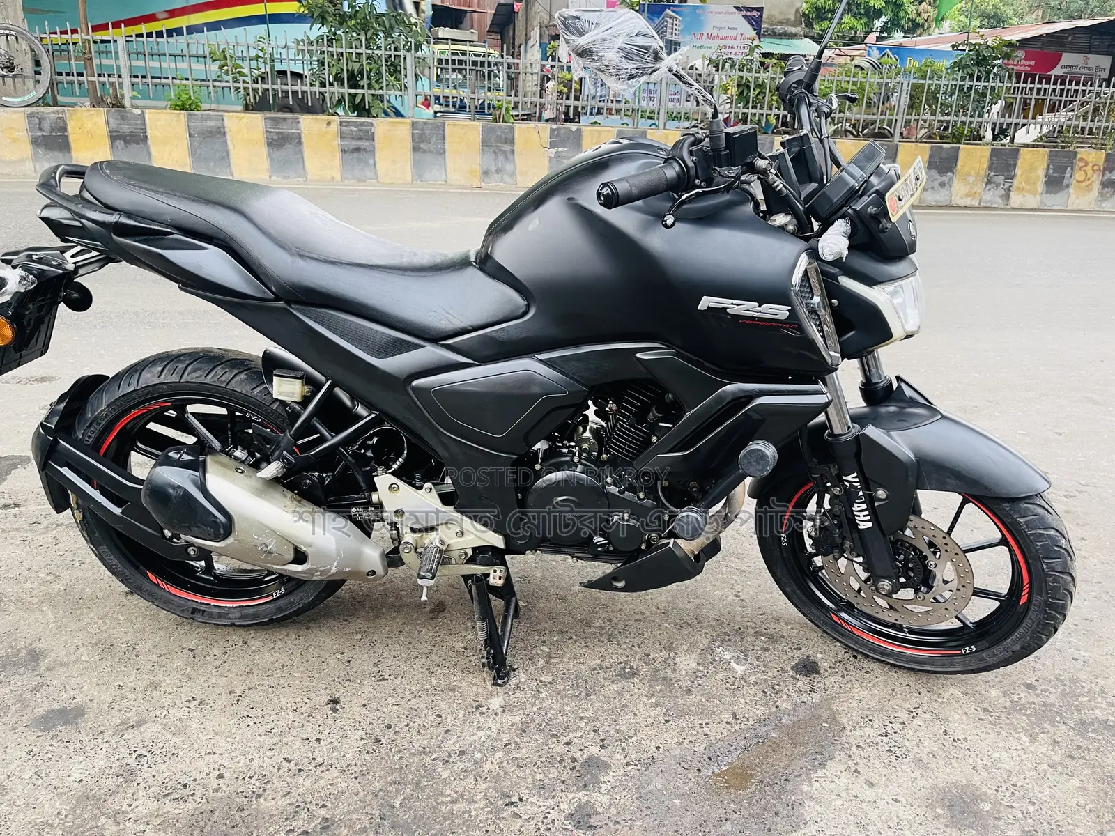Yamaha FZS V4 2024 Gray