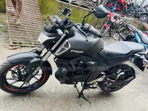 Yamaha FZS V4 2024 Gray