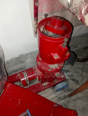 Two-roller system feed making machine.