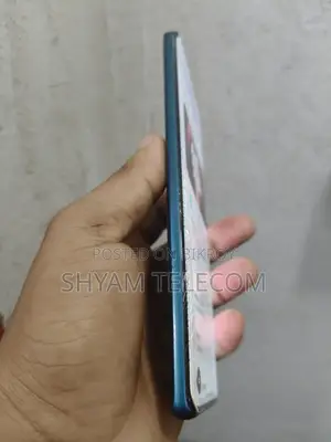 মোটোরোলা এজ ৫০ ফিউশন ৫১২ জিবি ব্লু