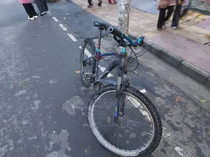 একদম নতুনের মত