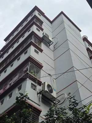 কলাবাগান, ধানমন্ডিতে ৩ বেডরুমের অ্যাপার্টমেন্ট বিক্রয়