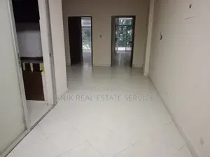 গুলশানের অনিক রিয়েল এস্টেটে ৩ বেডরুমের অ্যাপার্টমেন্ট ভাড়ara
