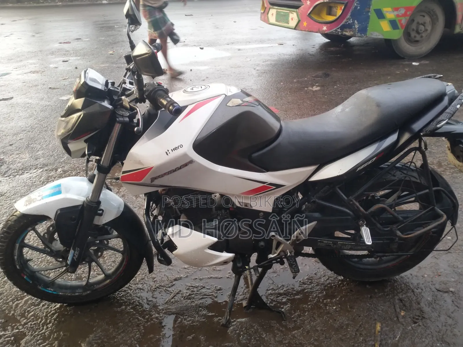 হিরো থ্রিলার ১৬০আর ২০২৩ হোয়াইট
