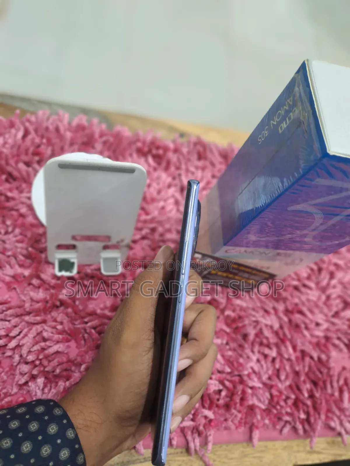 টেকনো ক্যামন ৩০এস ২৫৬ জিবি