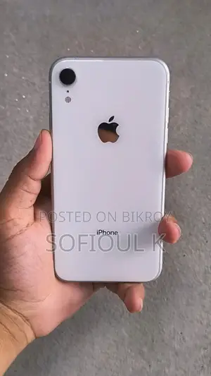 Apple iPhone XR 64 GB White