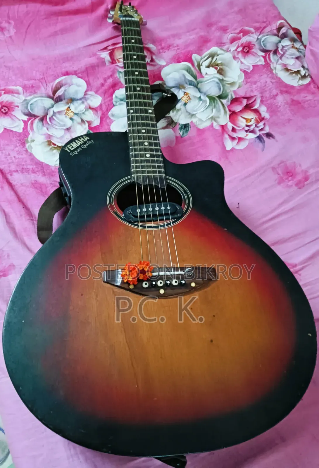 ইয়ামাহা গিটার