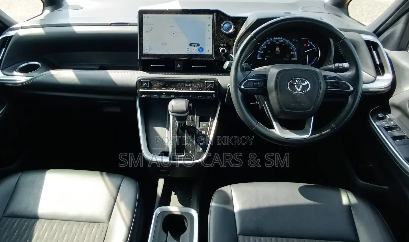 Toyota Voxy 2022 Pearl