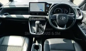 Toyota Voxy 2022 Pearl