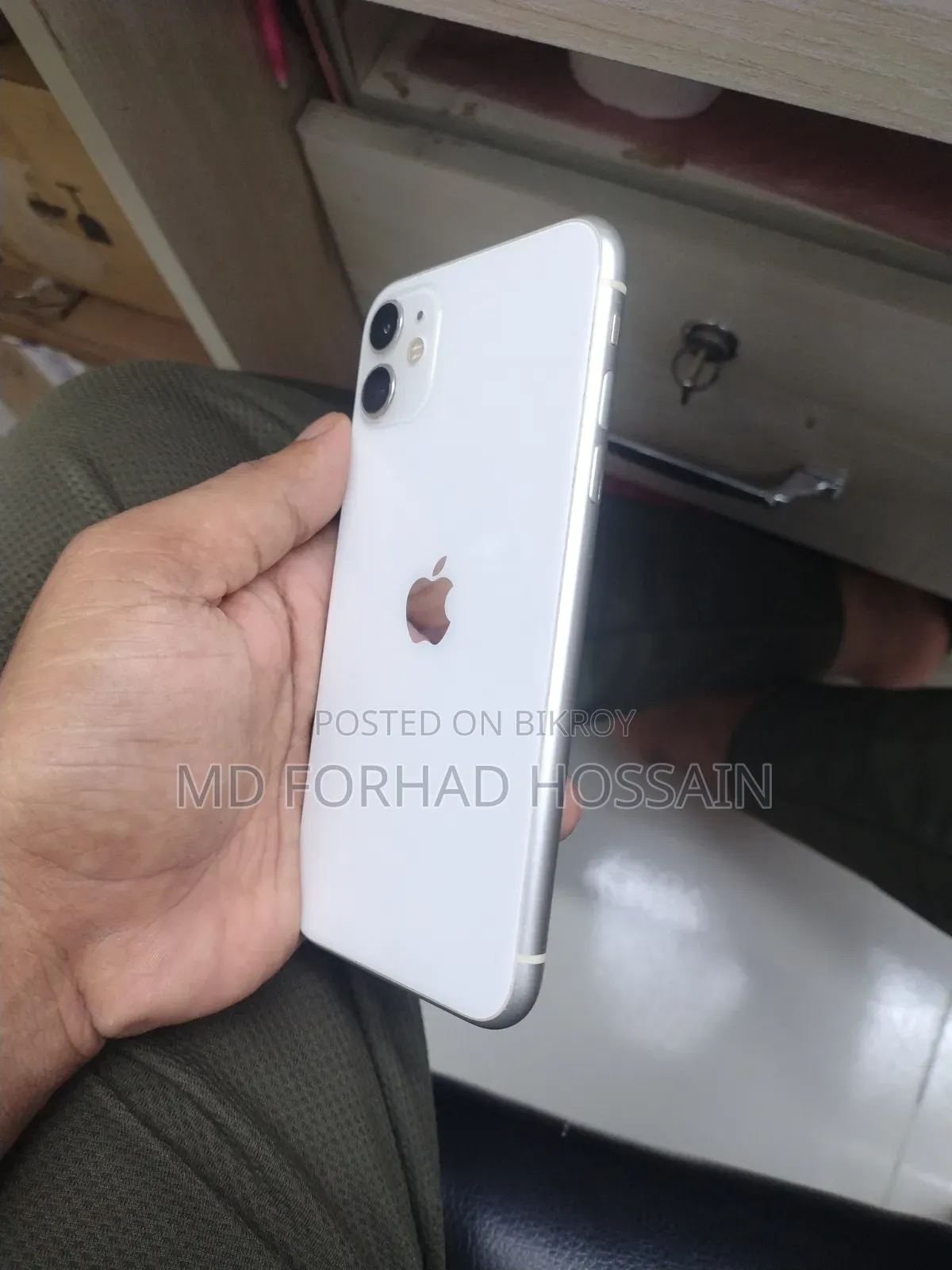 Apple iPhone 11 64 GB White