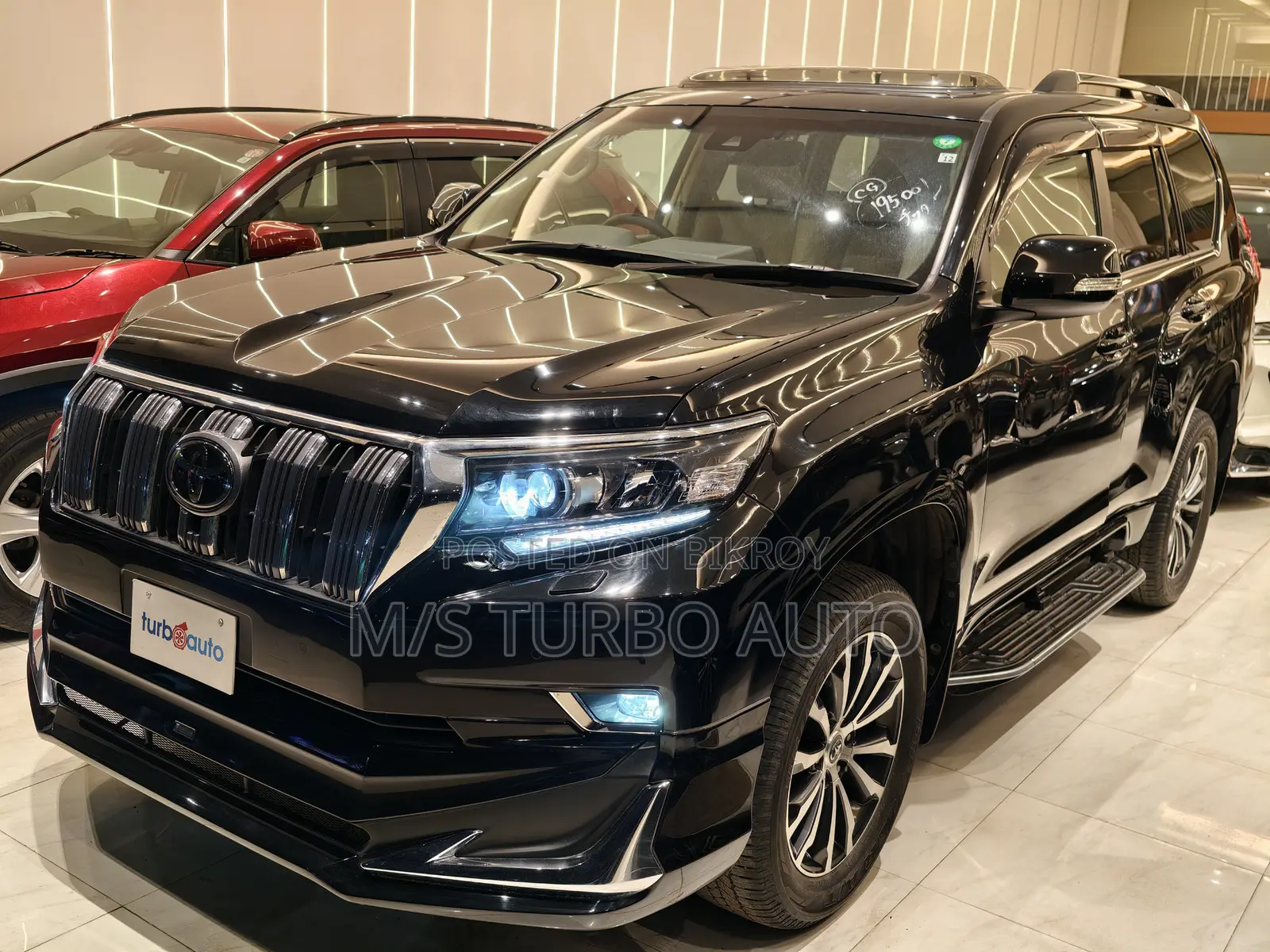টয়োটা ল্যান্ড ক্রুজার প্রাডো ২০২২ কালো