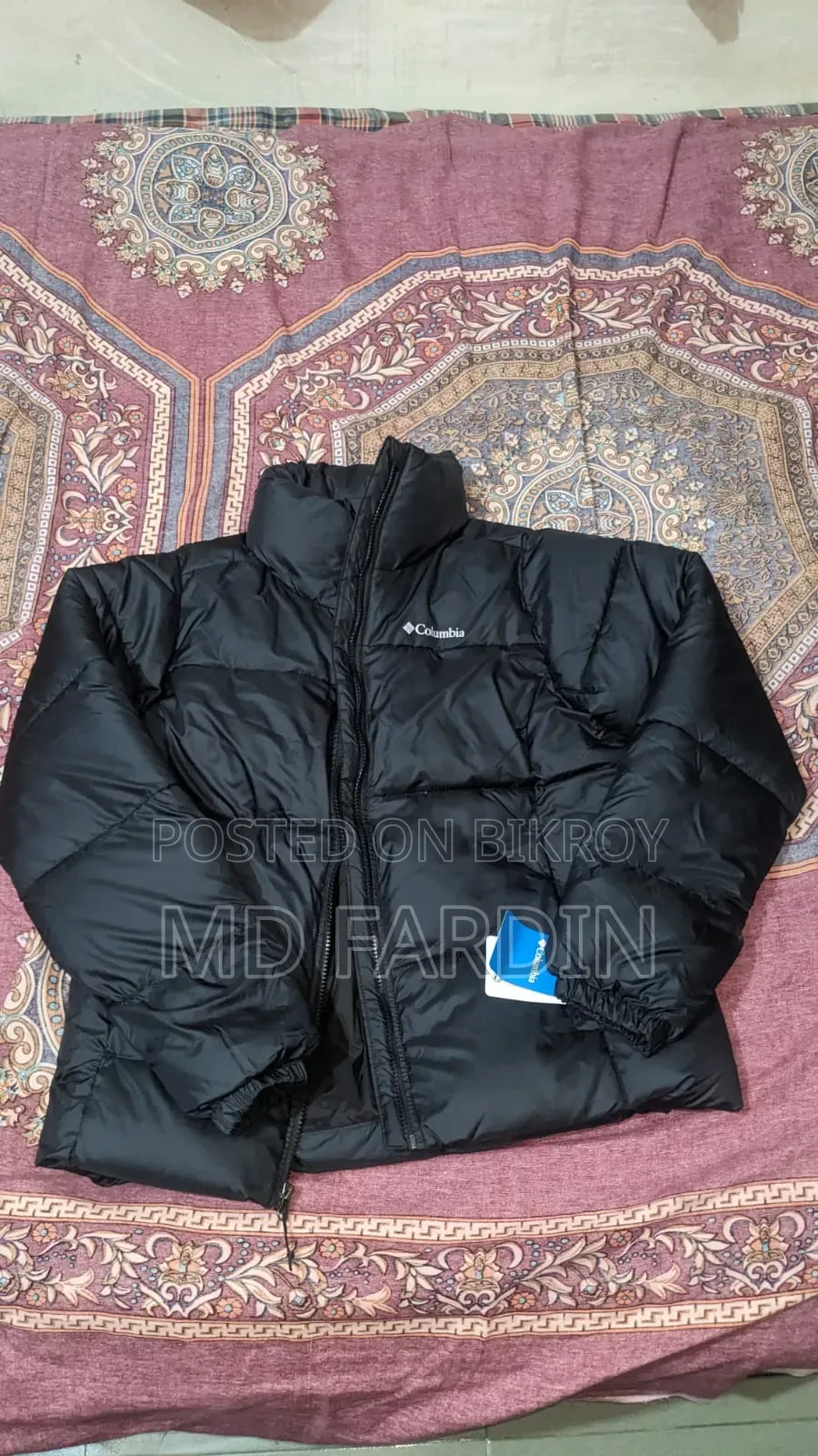 100% Polyester Feather Jacket Brand - Columbia