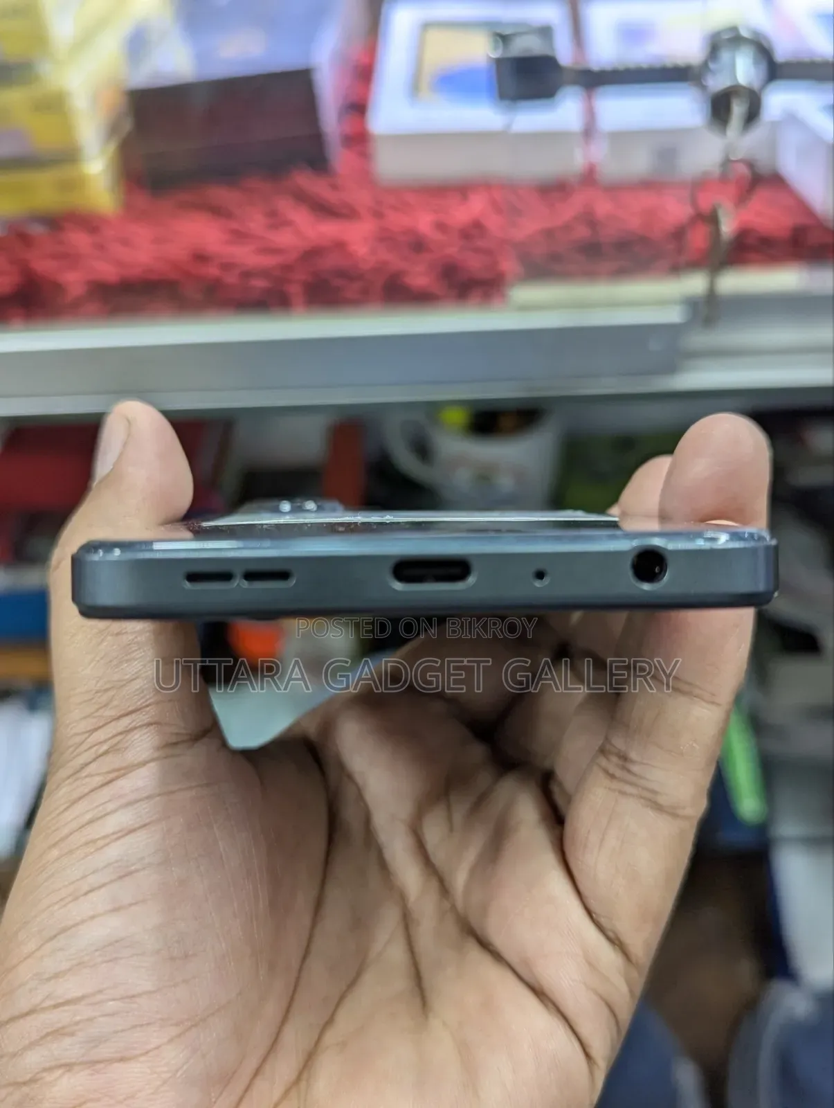 ওয়ানপ্লাস নর্ড সিই ৩ লাইট ৫জি ১২৮ জিবি ব্ল্যাক