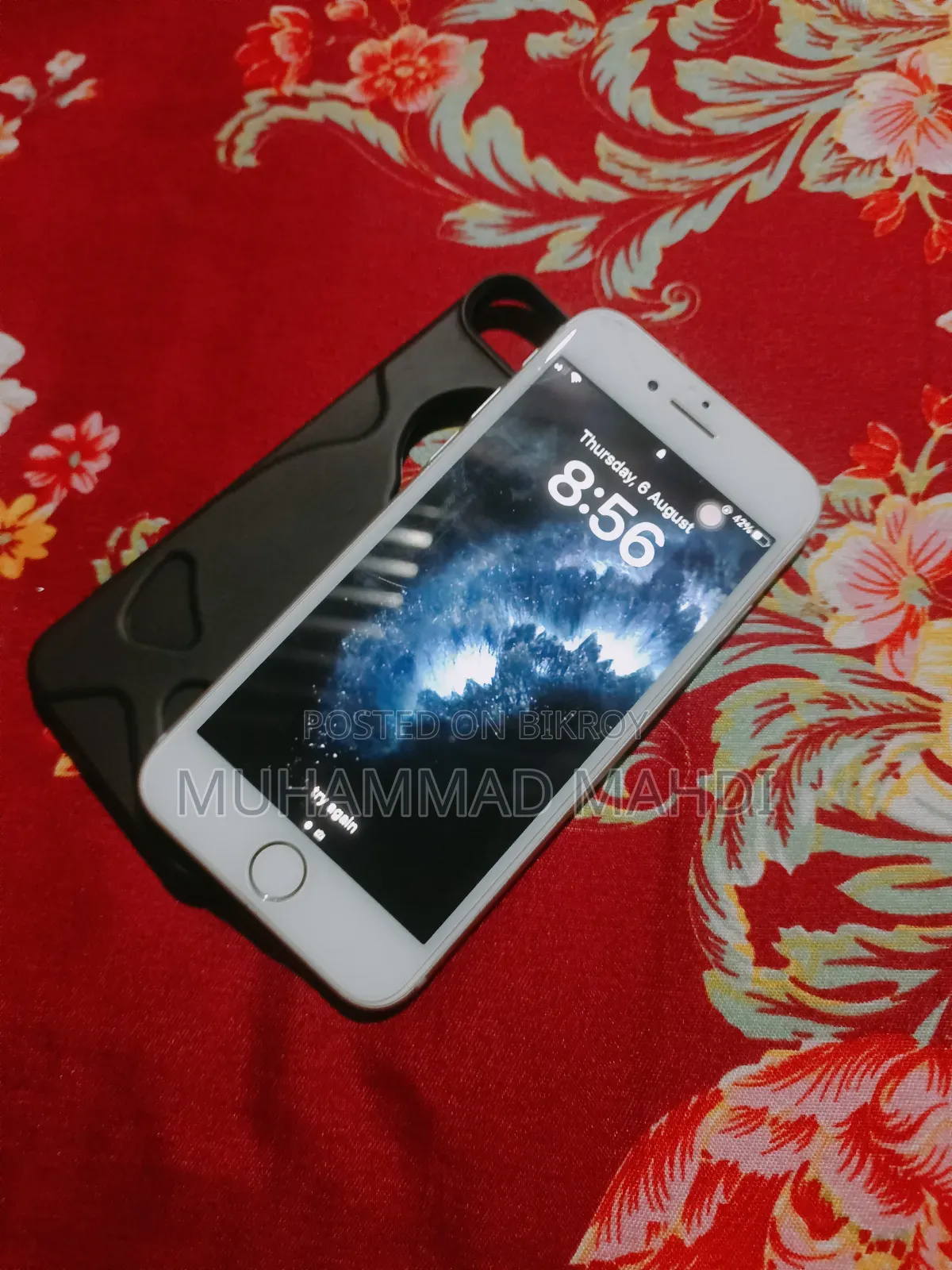 নিউ অ্যাপল আইফোন ৮ ৬৪ জিবি হোয়াইট